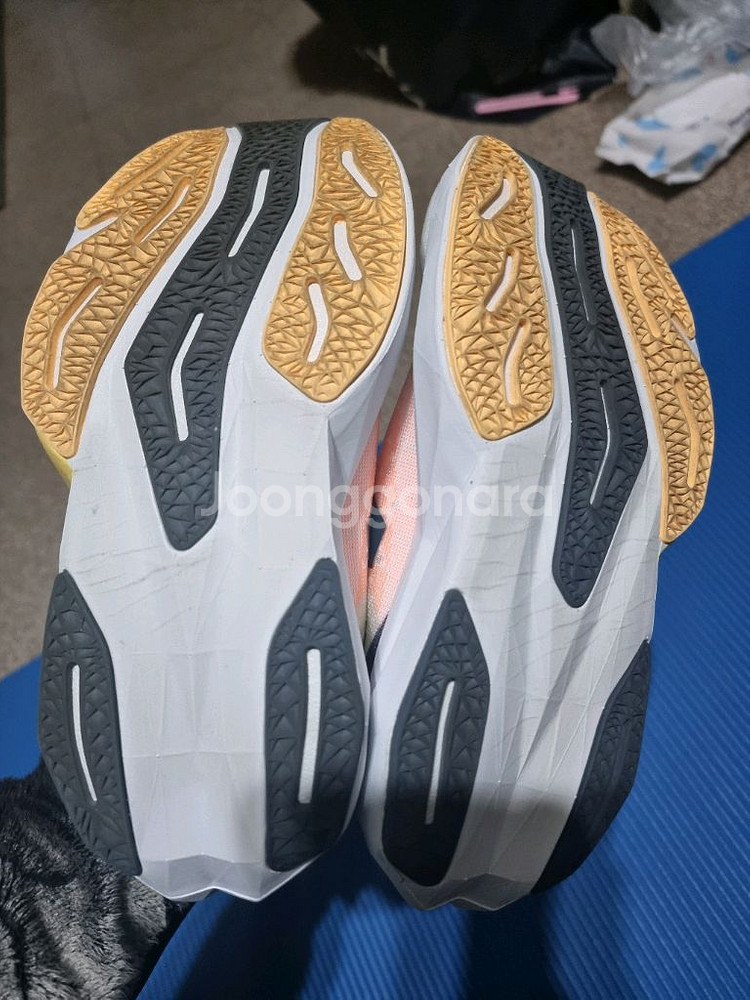 뉴발란스 퓨어셀 레벨4 230--6