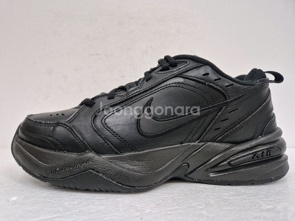 나이키 에어 모나크 260--1