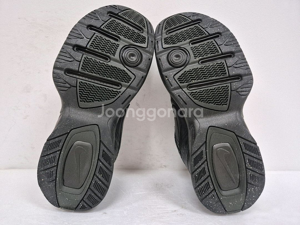 나이키 에어 모나크 260--6