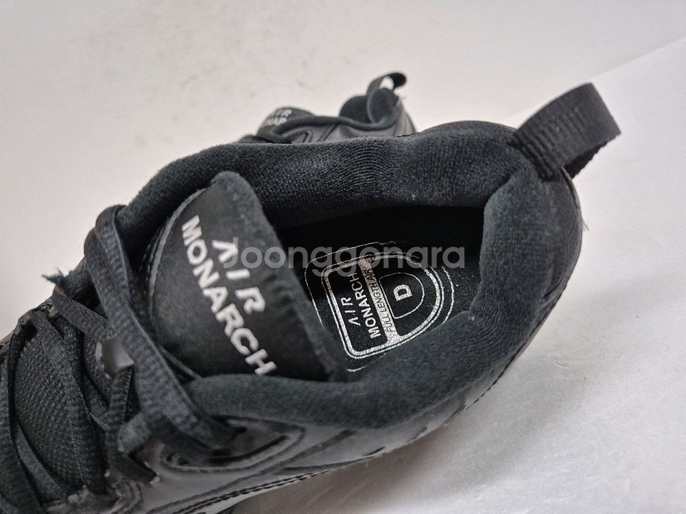 나이키 에어 모나크 260--7