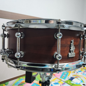 Brady 브레디 자라 플라이 스네어 팝니다.