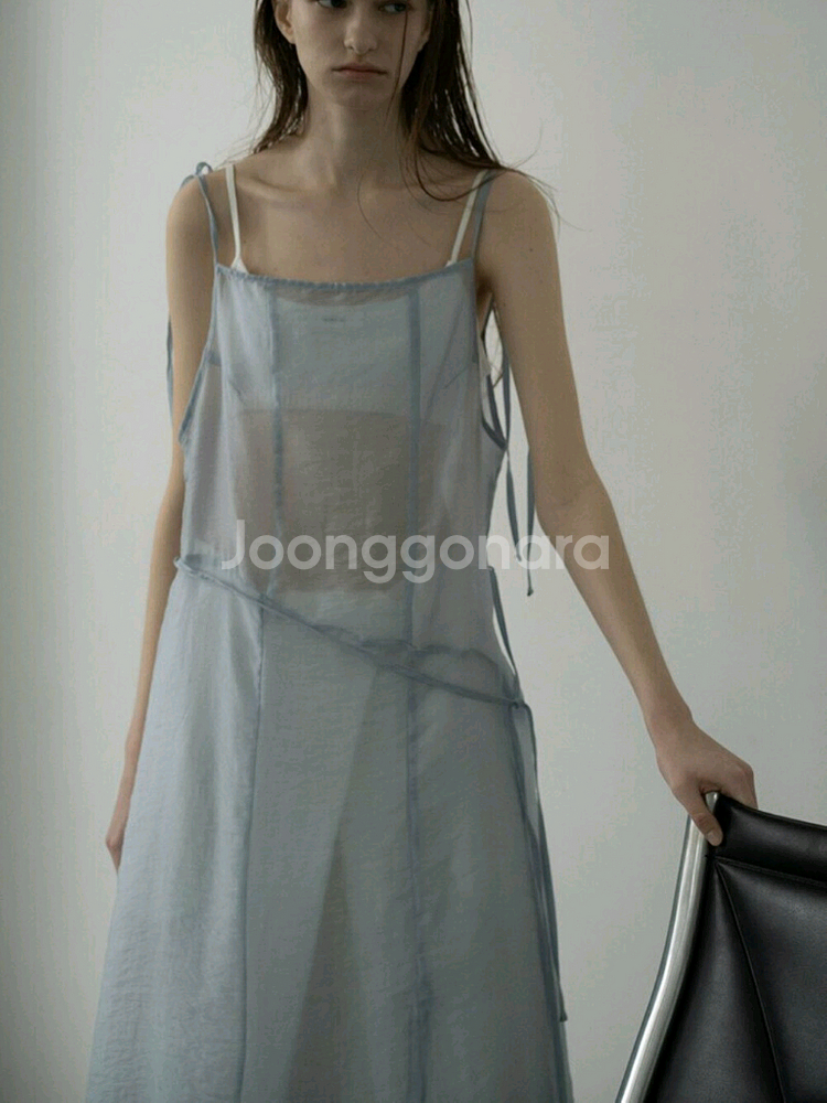 모슈파모슈 레이어드 시스루 원피스 라이트블루--1