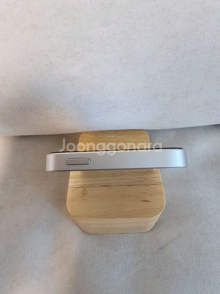 아이폰 SE1 그레이 128G 판매!(배터리 100%)--4