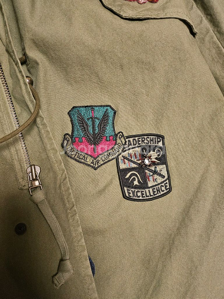 미스터앤미세스퍼 야상 여성 패치 점퍼 트렌치코트 바바리--4