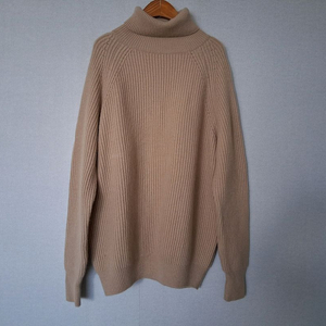 돌체비타 울 캐시 니트