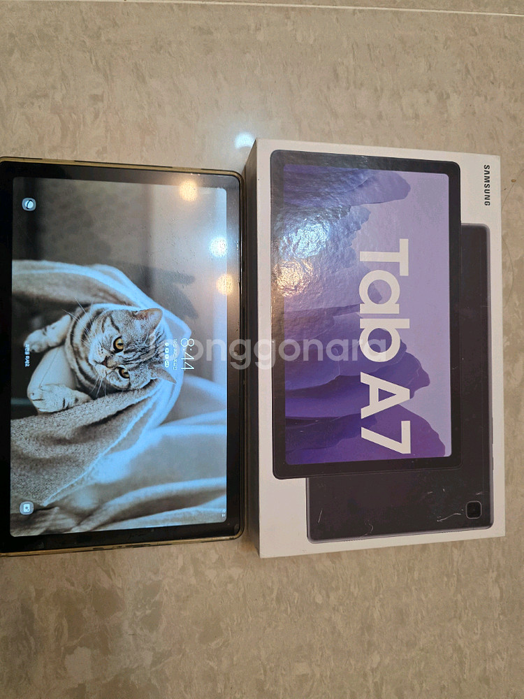 갤럭시탭 A7 SM-T700 해외판--1