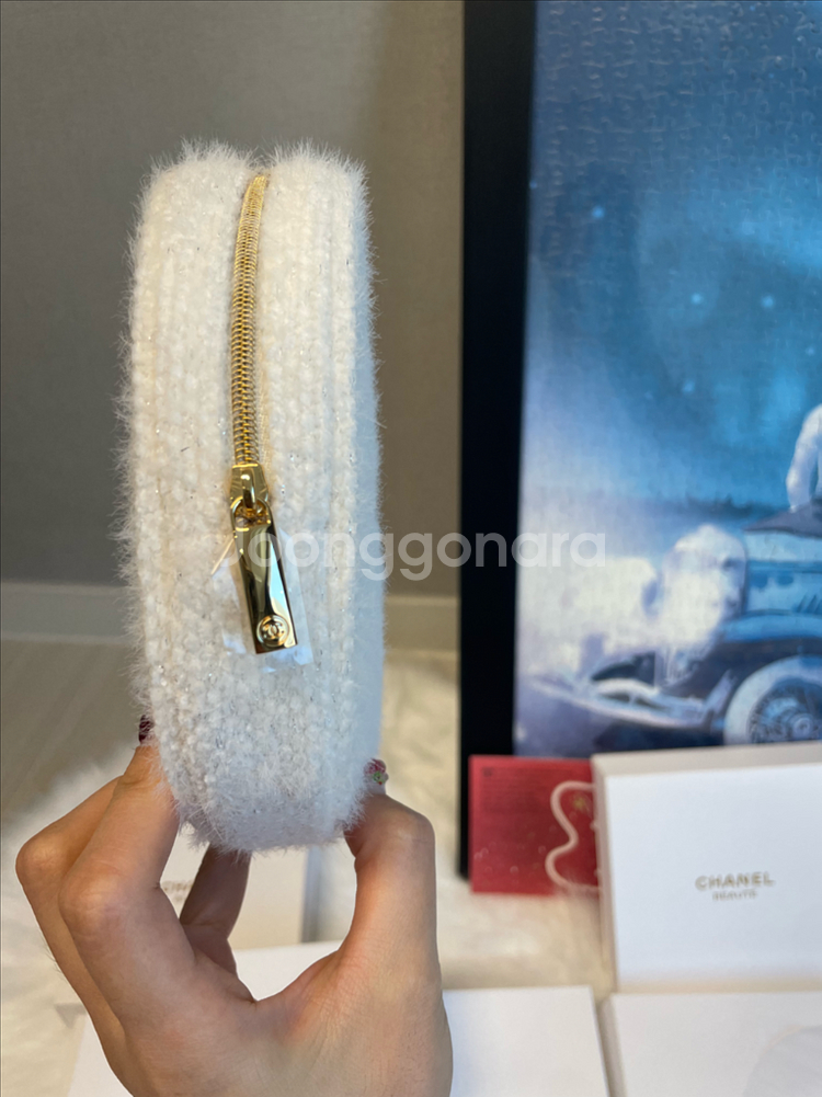 샤넬 뷰티 파우치--2