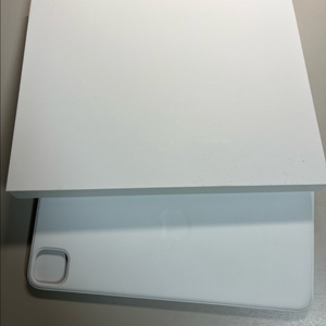 아이패드 매직키보드 11인치 화이트