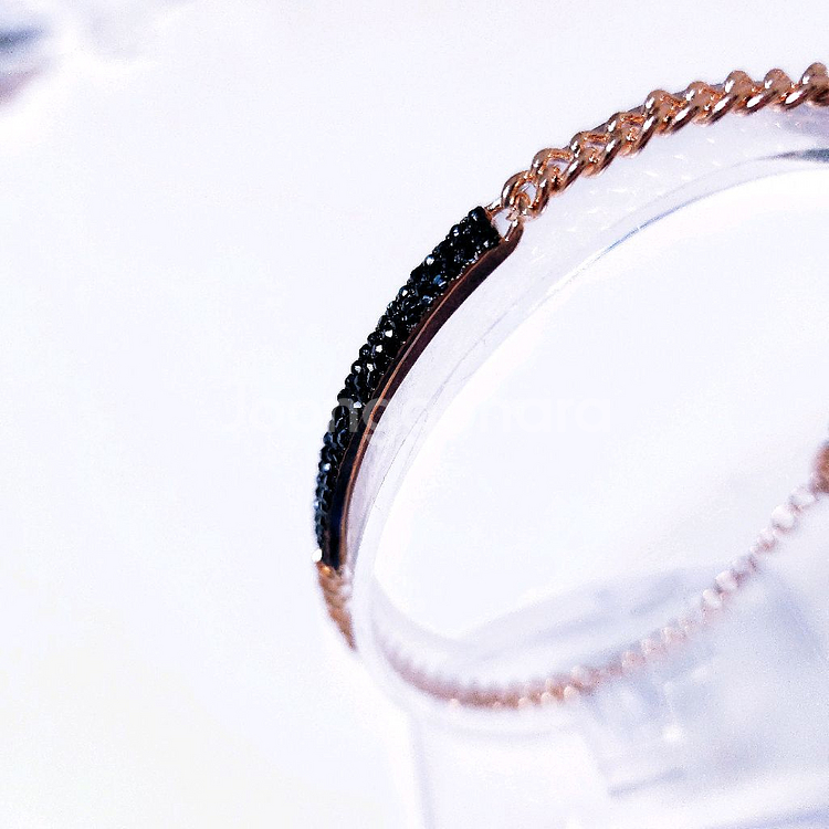 새상품,선물박스포장]마감좋은 체인 스와로브스키스톤 팔찌--1