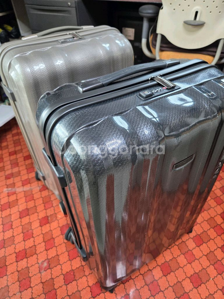 쌤소나이트 블랙라벨 하드케이스 여행가방--0