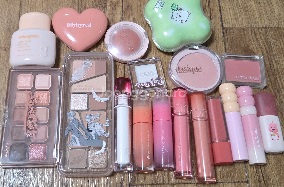 화장품 일괄 처분 판매합니다--0