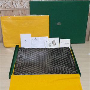 고야드 클러치백 GM 정품S급(영수증O)디올샤넬루이비통