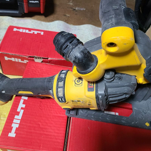 디월트 무선 원형톱 DCG200n 60v홈파기 콘크리트커팅등