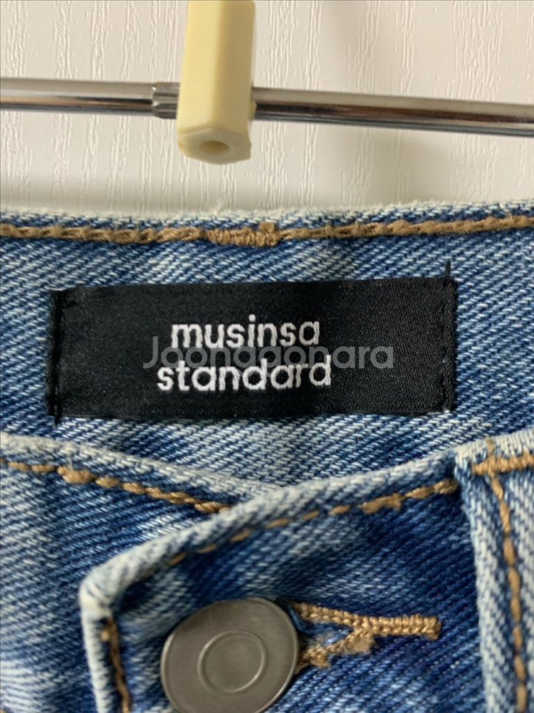 무탠다드 세미 부츠 컷 데님 팬츠라이트 인디고 26사이즈판매--3