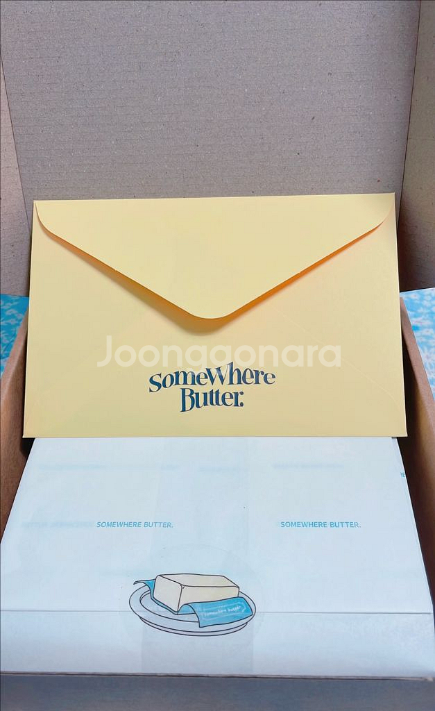 새상품:)썸웨어버터Tiny Baguette Bag-크림--7