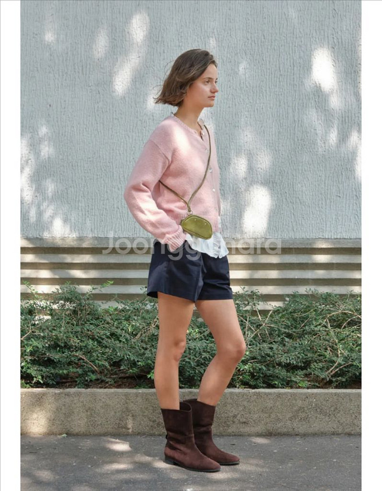 새상품:)썸웨어버터Tiny Baguette Bag-크림--8