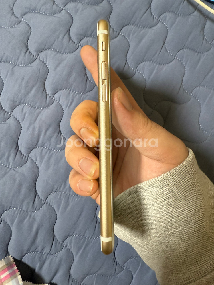 아이폰6s 골드--4