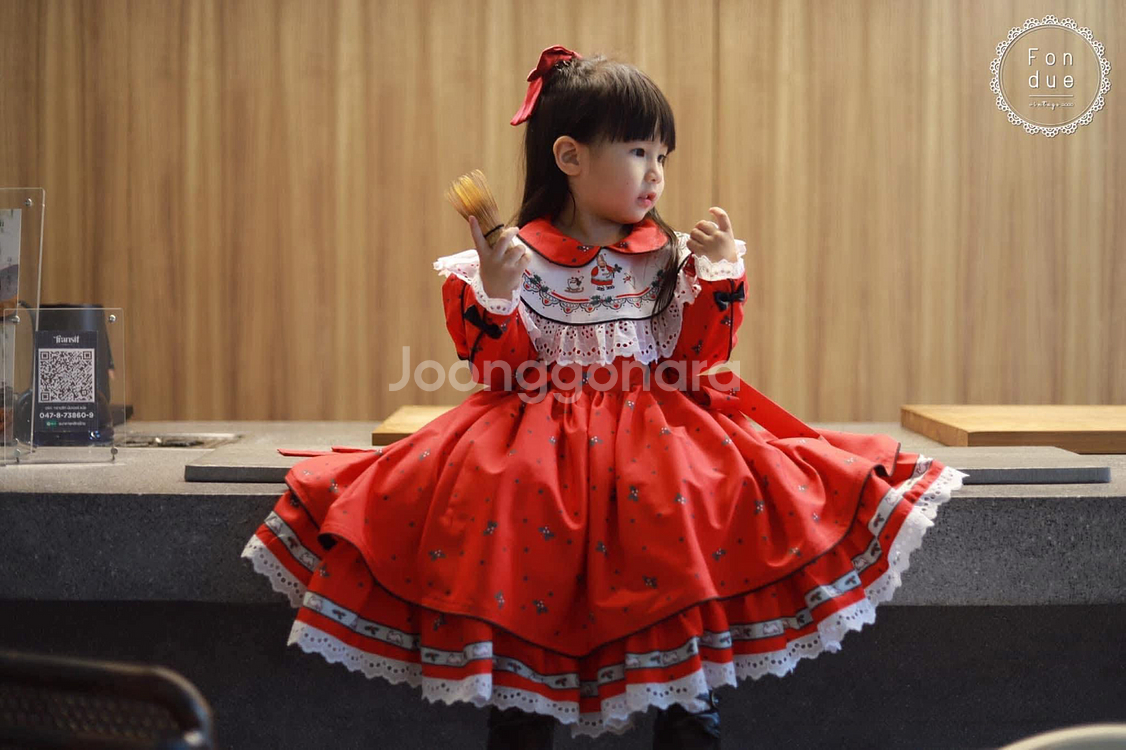 여아 원피스 90 아기 핸드메이드 드레스 핸메 킹덤 스리스마크 원피스 90사이즈--4