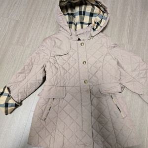 여아 120 사이즈 옷 판매합니다.