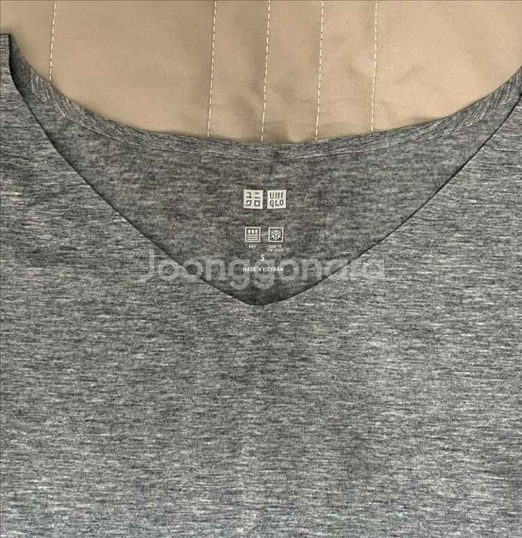 미착용/유니클로 에어리즘 반팔 티셔츠 S--1