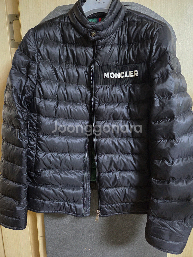 몽클레어키즈 10y 경량패딩 점퍼 자켓--1