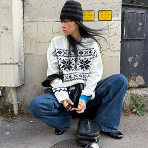 럭키슈에뜨 슈에띠즈 노르딕 패턴 니트 풀오버 아이보리