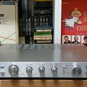 그룬딕 슬림형 하이파이 인티앰프_(민트급)