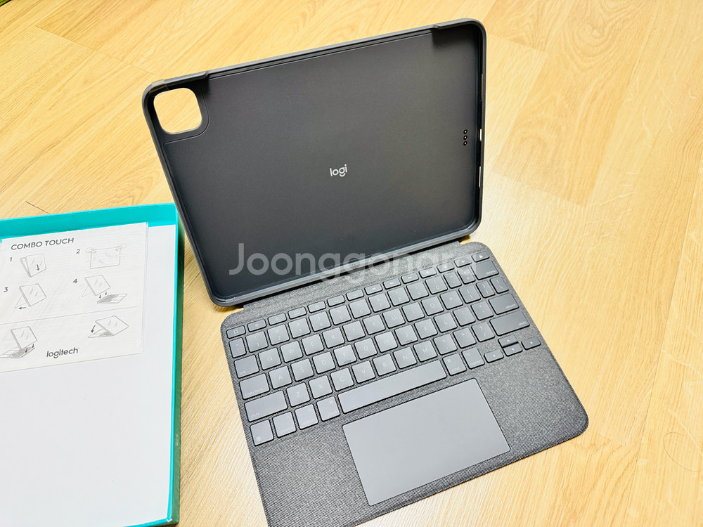 로지텍 콤보터치 키보드 (새제품) 아이패드 프로 11인치 1,2,3,4세--4
