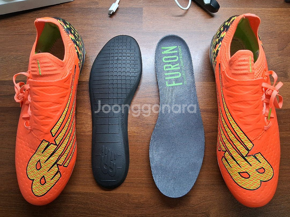 [265] 뉴발란스 퓨론 V7 프로 hg 축구화--6