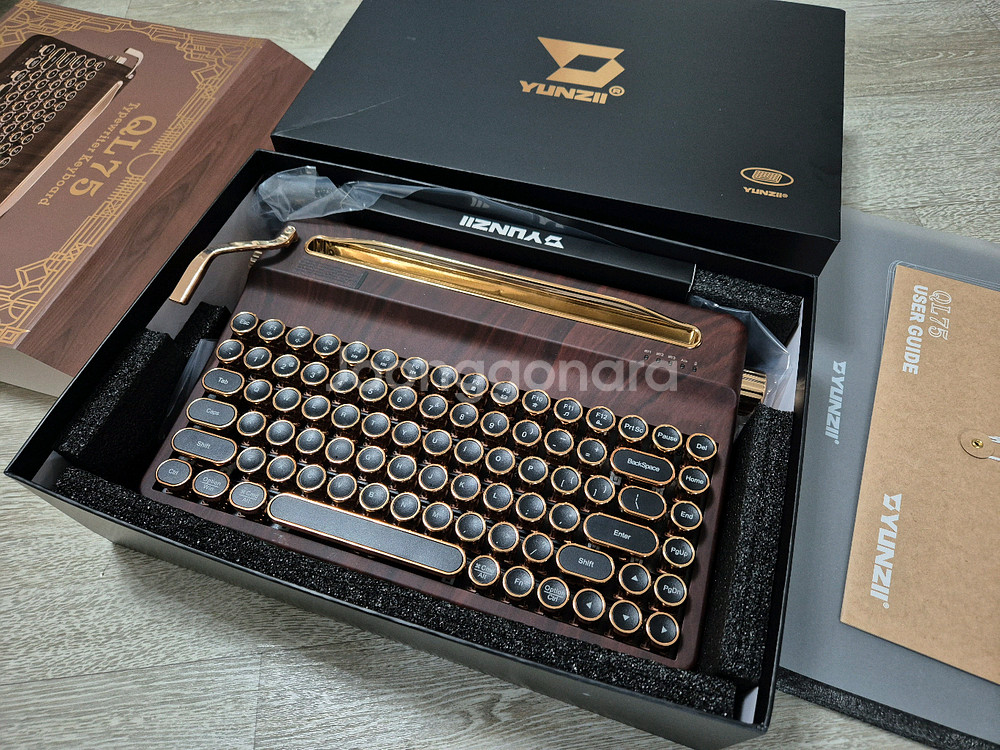 윤지 yunzii QL75 타자기 키보드 우드 리니어축 유무선 블루투스--0