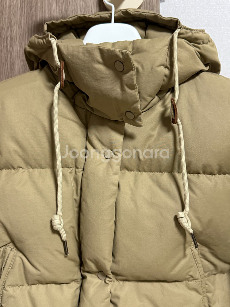 낫띵리튼 페블 크롭 푸퍼 패딩 베이지--3