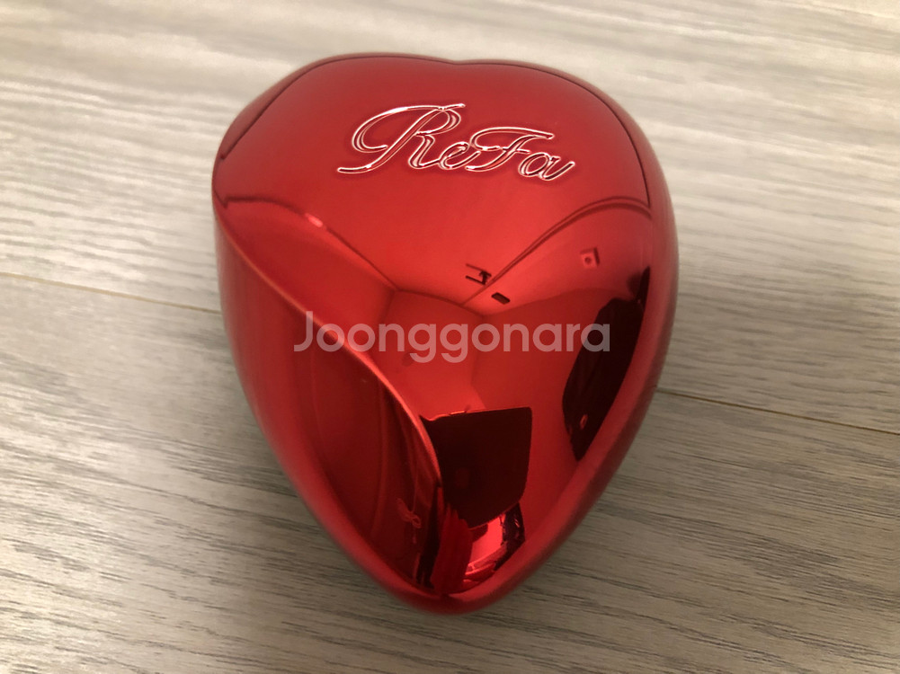 리파 하트 브러쉬 샤인레드 팝니다.--0