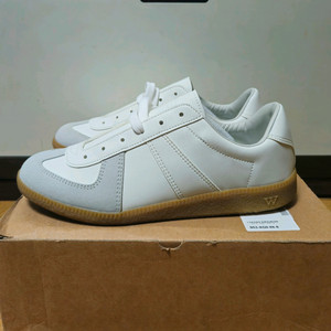 새상품)265 무신사 위더로드 독일군 천연가죽 스니커즈 운동화 나이키 아디다스 뉴발란스 아식스 삼바 가젤 젤카야노ㄷ