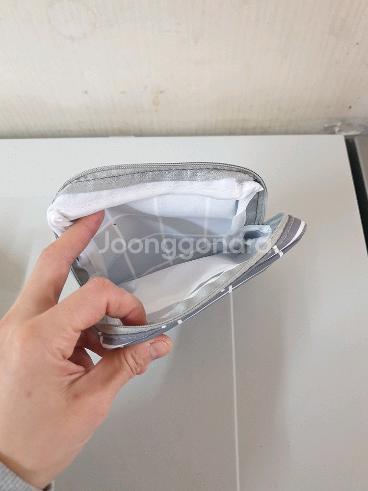 새것 체크파우치 파우치 집업--1