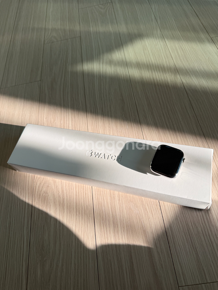 애플워치8 실버 스테인리스 셀룰러 GPS 45mm입니다--0