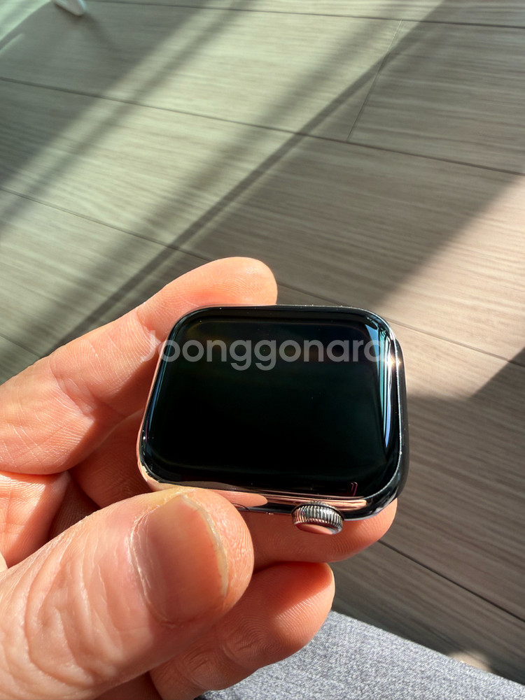 애플워치8 실버 스테인리스 셀룰러 GPS 45mm입니다--1