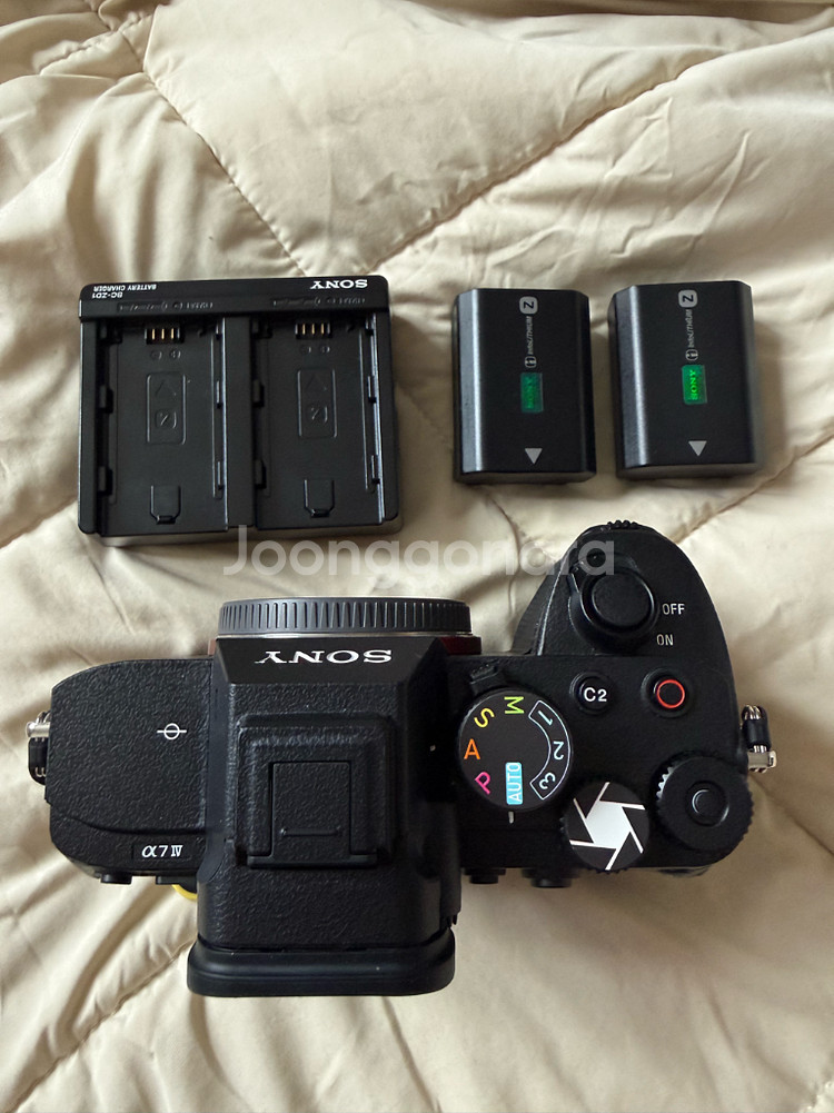 소니 A7M4 미러리스 카메라 (스킨부착,신품급)--0
