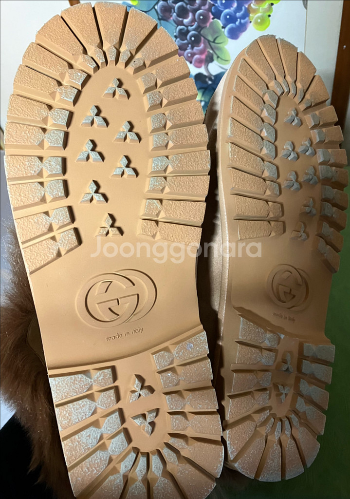 구찌 퍼 부츠--6