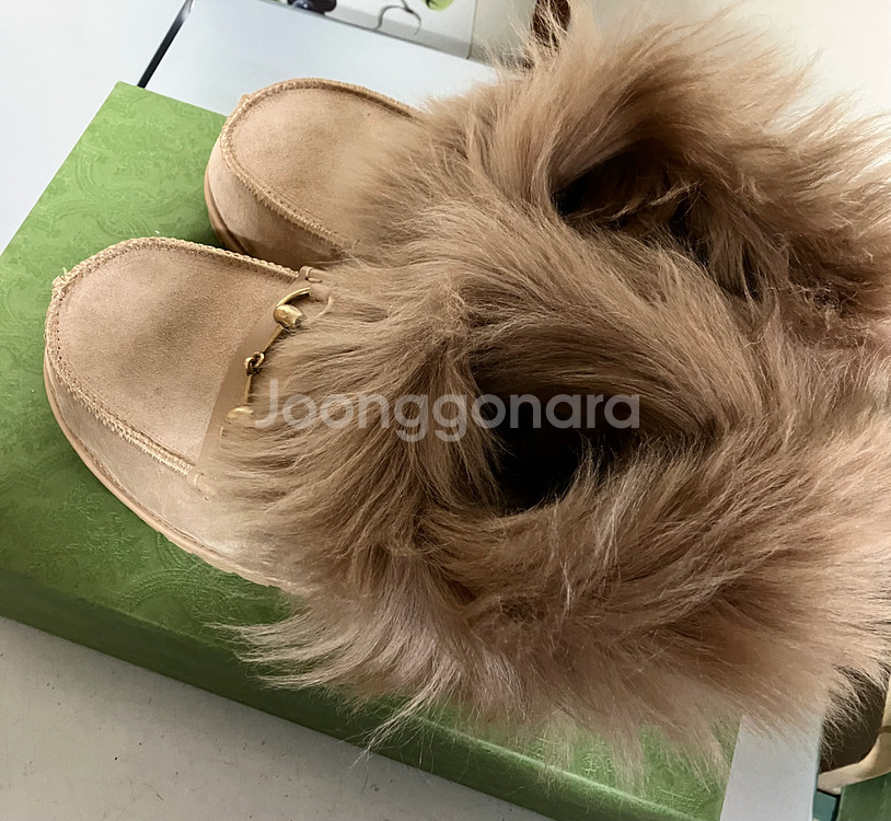 구찌 퍼 부츠--3