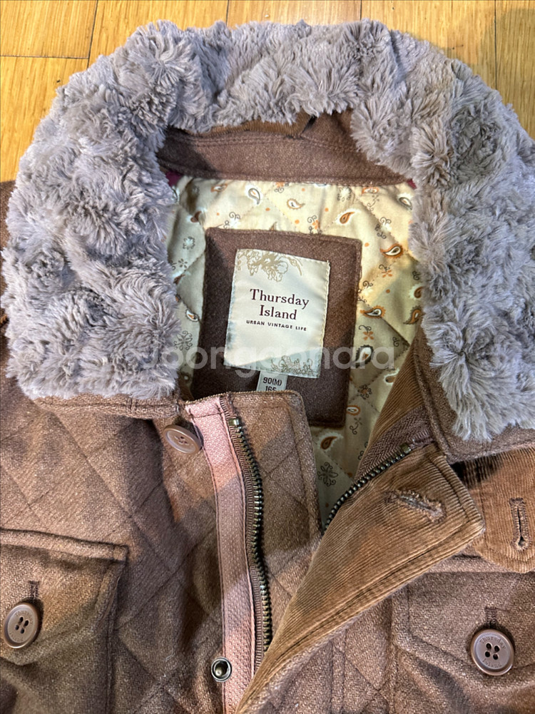 써스데이아일랜드 누빔자켓--1