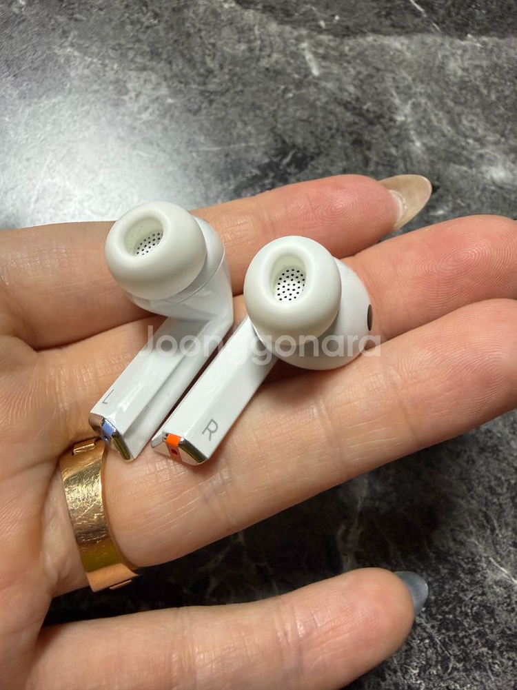 갤럭시버즈3프로 판매합니다 !--1