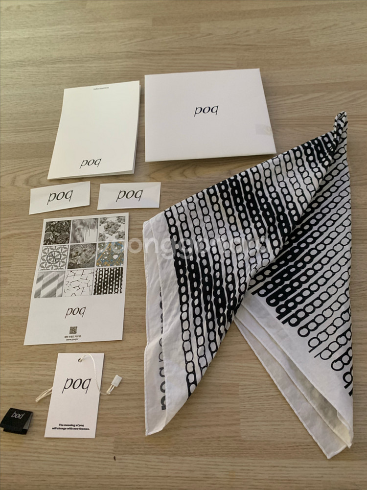 피오큐 반다나 판매합니다.--0