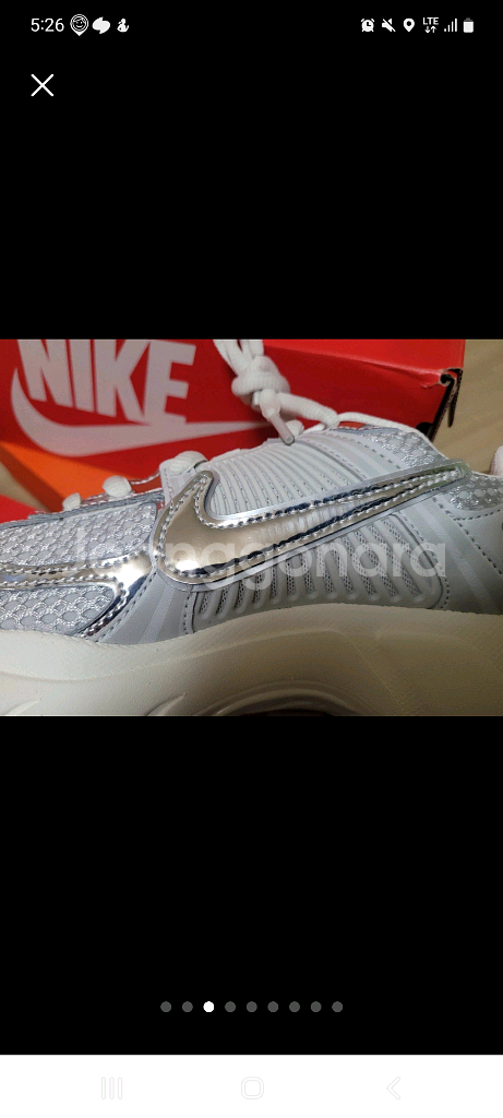 나이키 줌보메로5 새상품 245--8