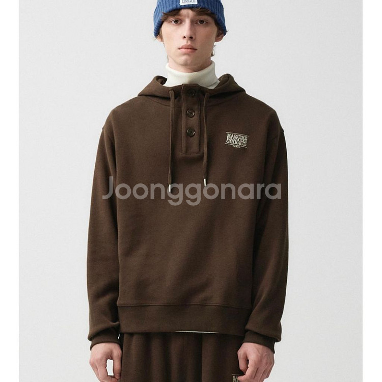 무배) 마리떼 프랑소와 저버 클래식 로고 버튼 후드티--0