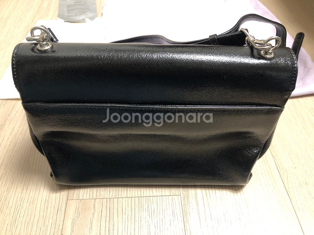 분크 바게트백 스몰 팝니다.--4