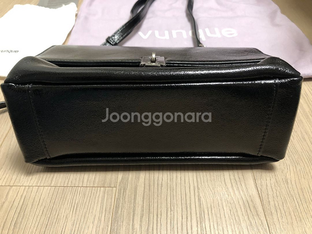 분크 바게트백 스몰 팝니다.--3