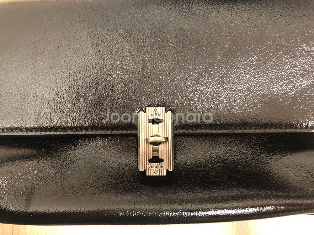 분크 바게트백 스몰 팝니다.--1