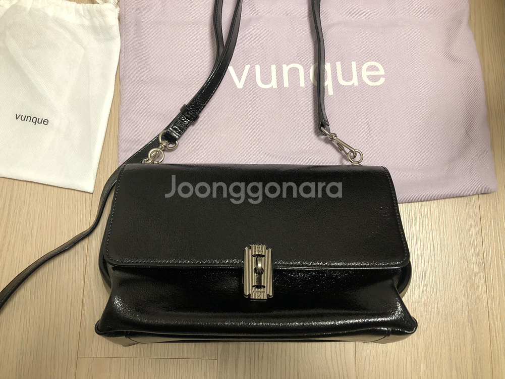 분크 바게트백 스몰 팝니다.--0