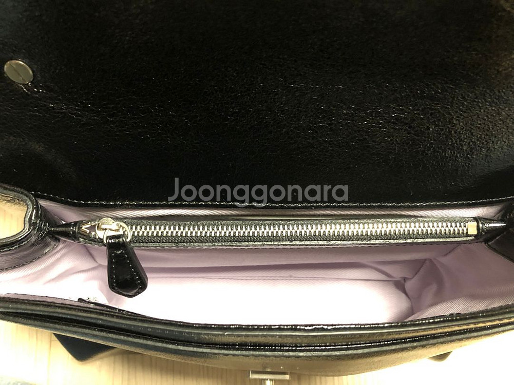 분크 바게트백 스몰 팝니다.--5