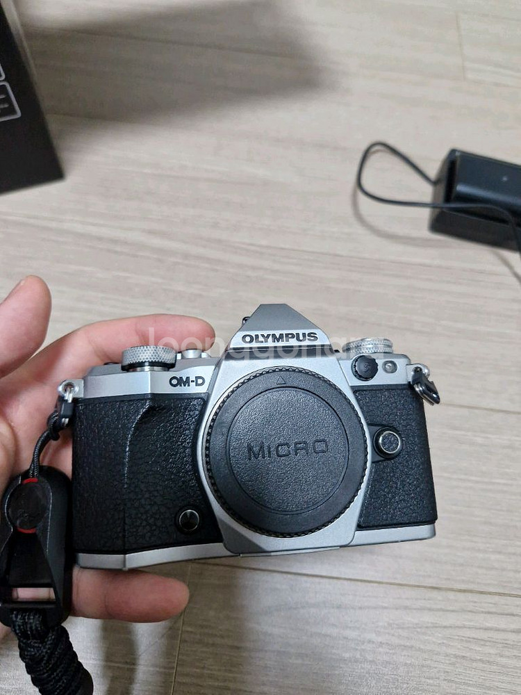 올림푸스 e-m5m2 (e-m5 ii)--0